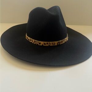 Sole society black 100% wool hat